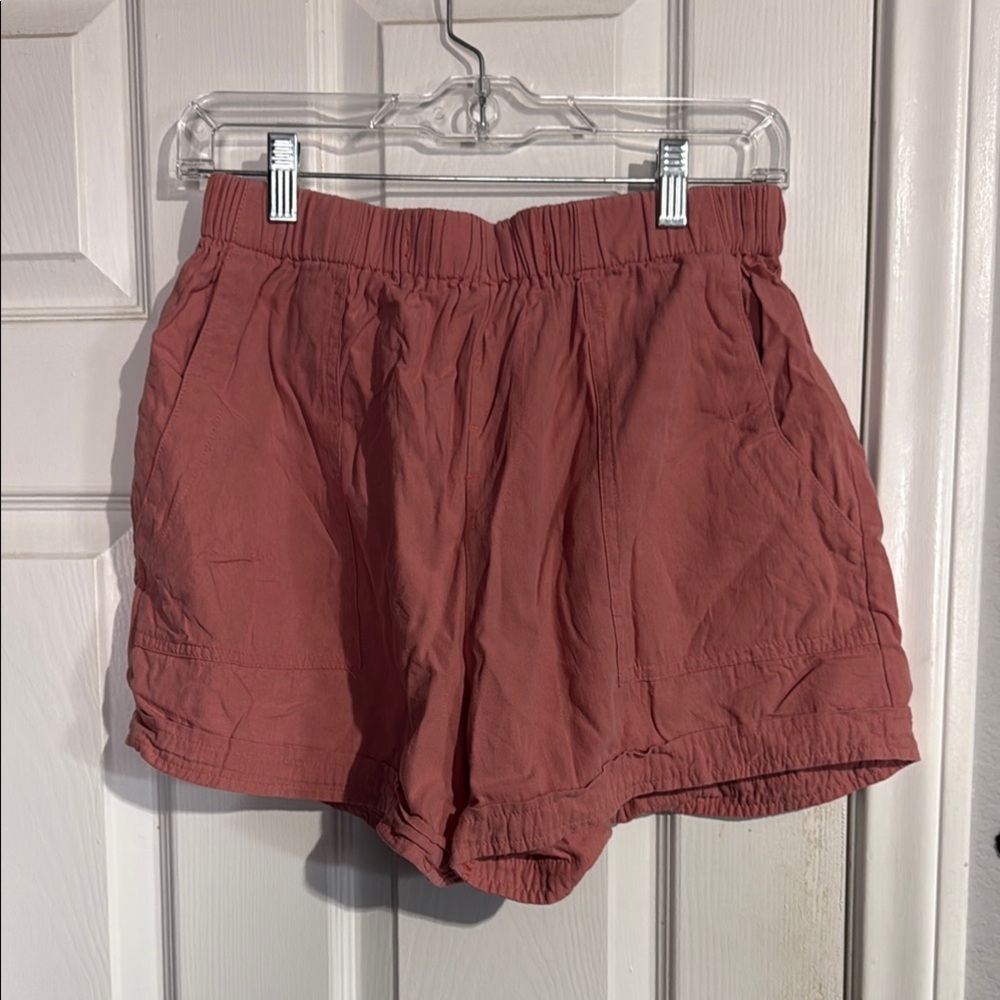Women's Casual Shorts in coral